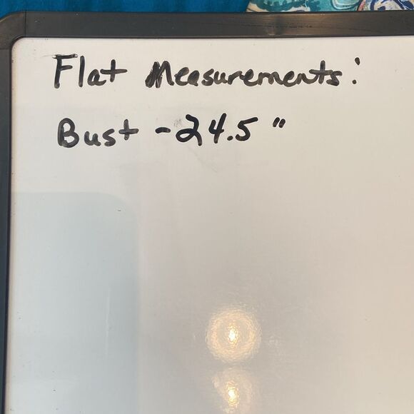 JOHNNY V Neck Top with Side Ruching Size XXL. B33 - Picture 9 of 9